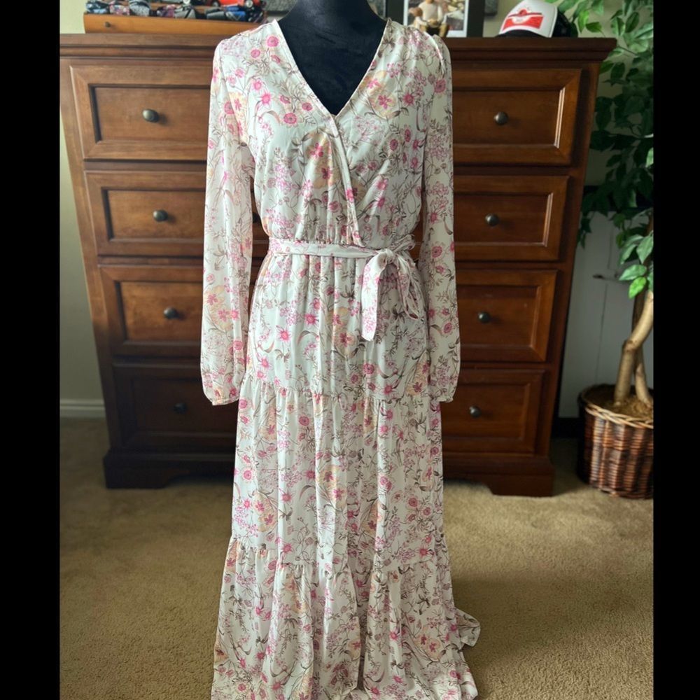 Gorgeous Tiered Floral Dress by Peach Love-Nursing Friendly!